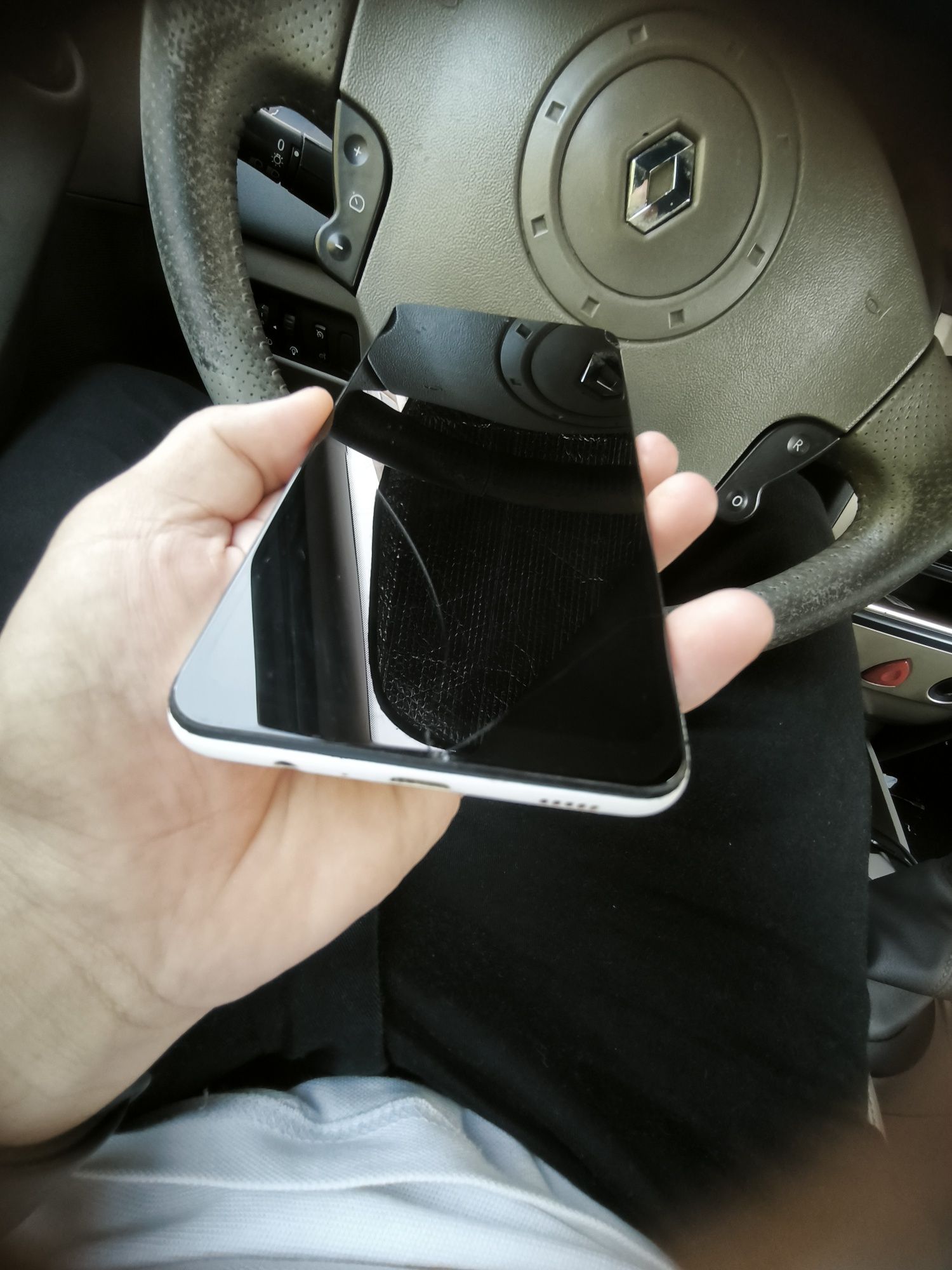 Samsung Galaxy A12 ecrã estalado