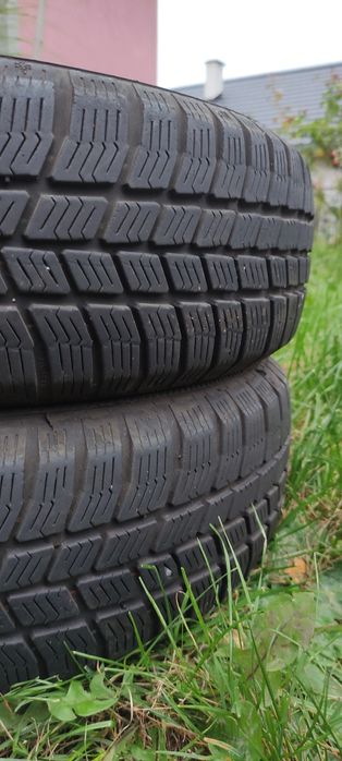 Opony zimowe z 2014r 165/70/14 Barum N
