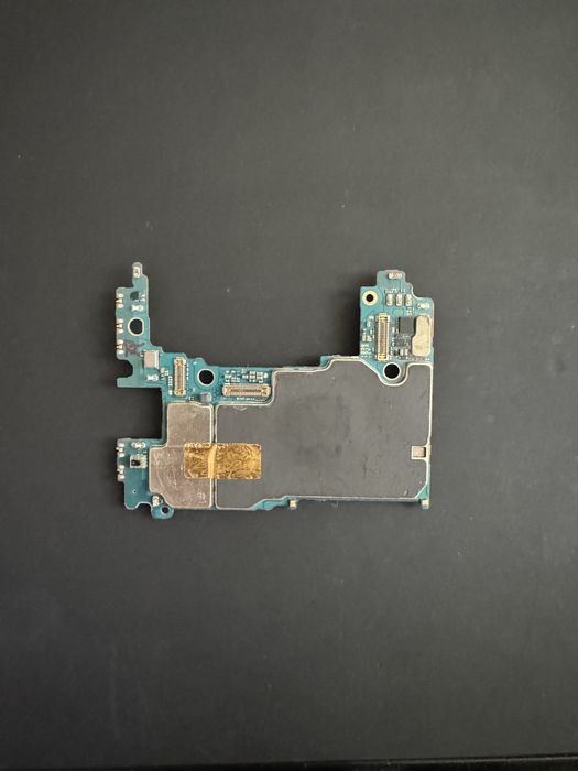 Материнська плата Fold 4 12/256 робоча