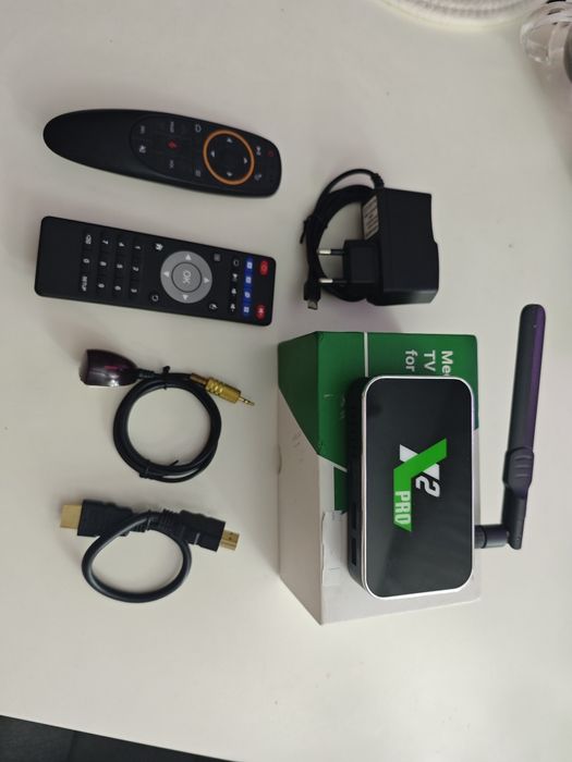 Медіа приставка Ugoos X2 4/32gb