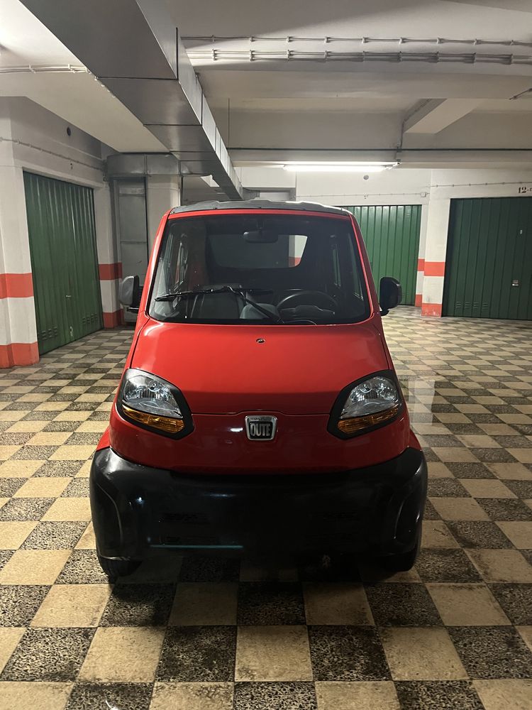 Microcar Bajaj Qute