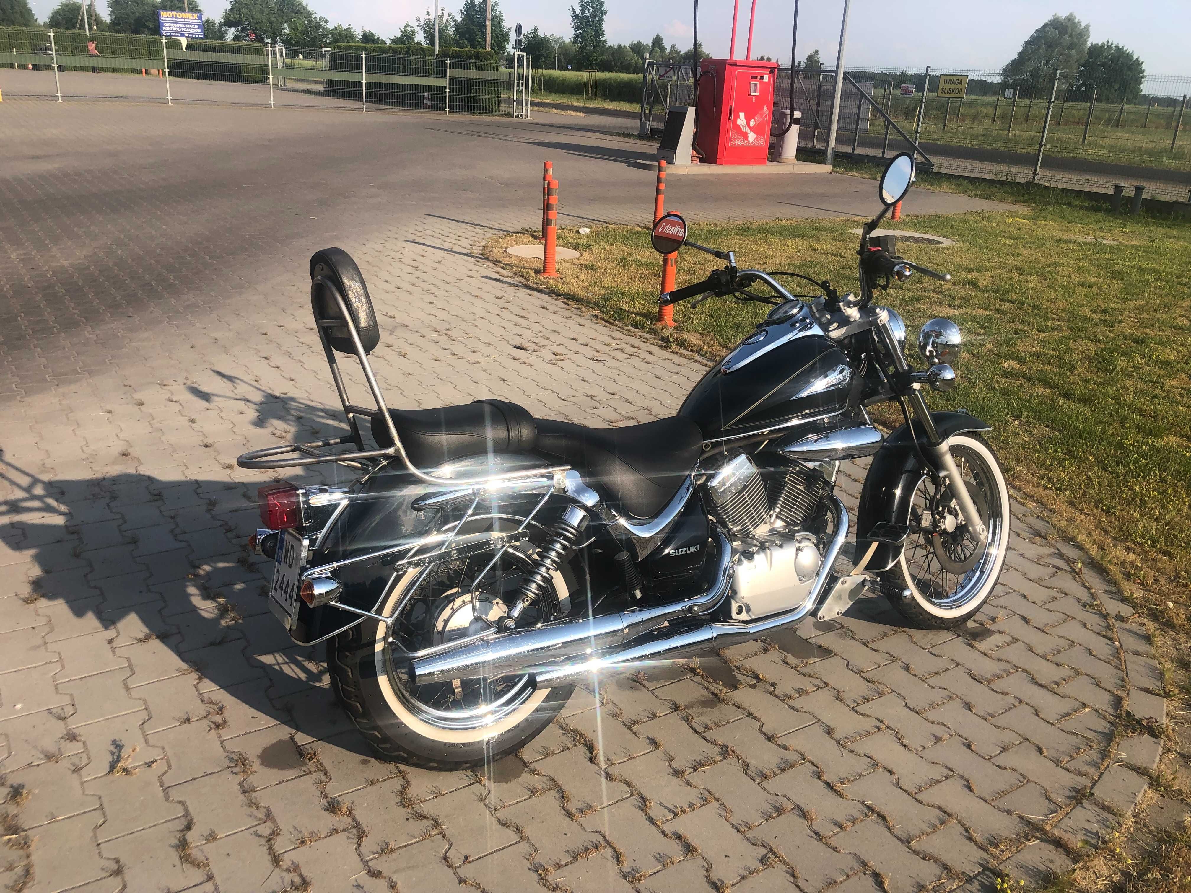 Suzuki Intruder 125 - dużo dodatków