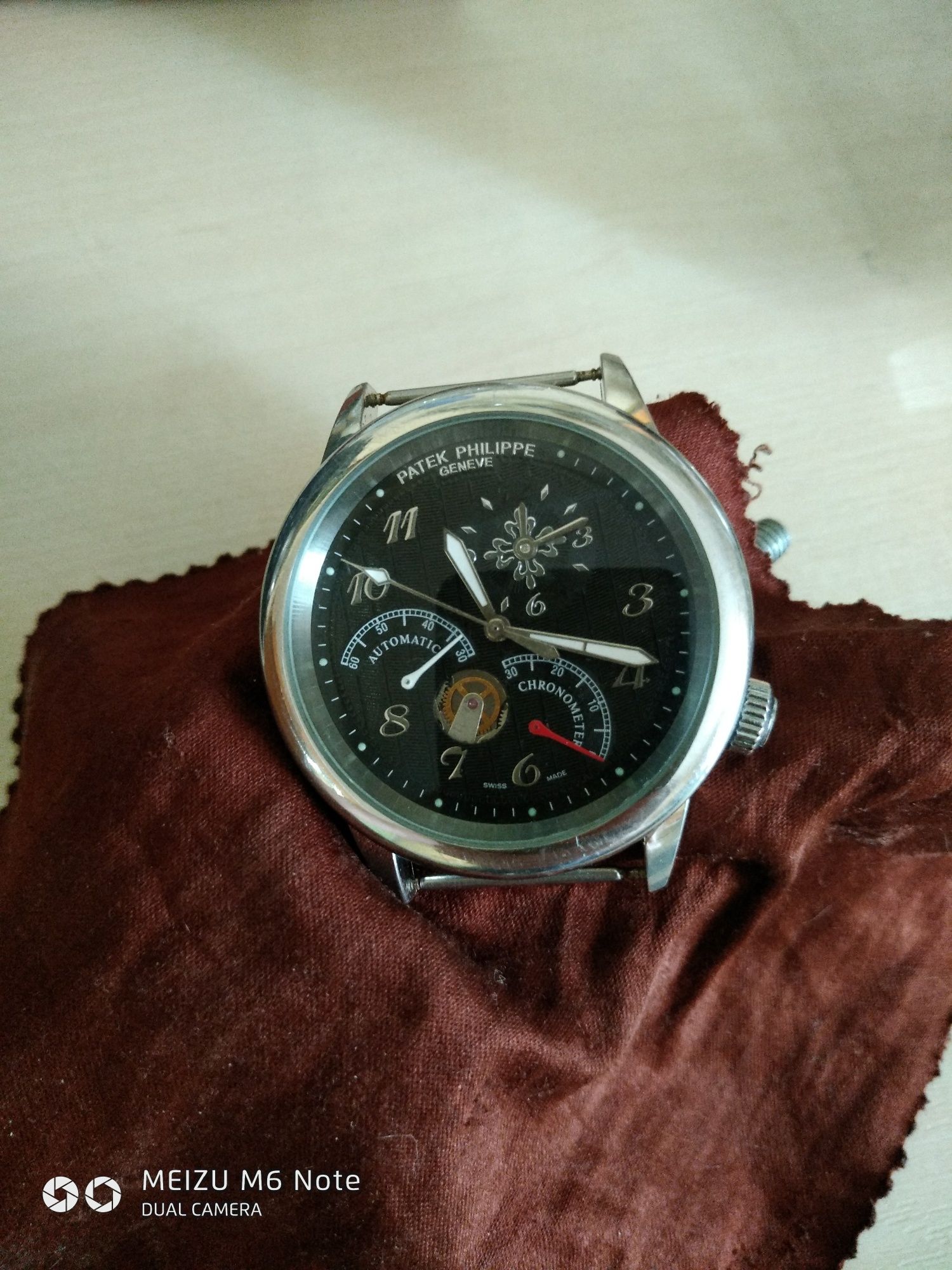 Часы наручные механические Patek Philippe с автоподзаводом.