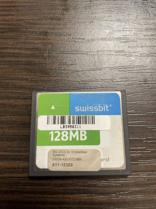 Карта памяти CompactFlash Swissbit