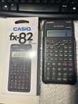 Calculadora Científica Casio fx-82MS