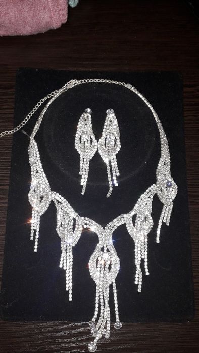 Комплект бижутерии