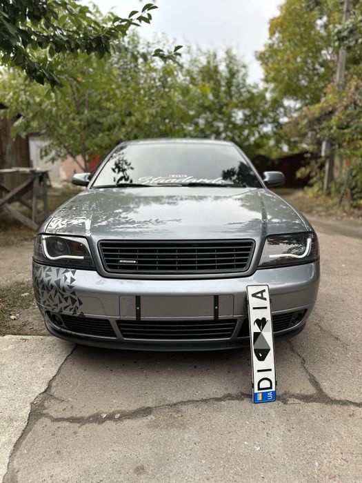 Швидкоз'ємні,безрамкові тримачі номерів (аналог магнітним)