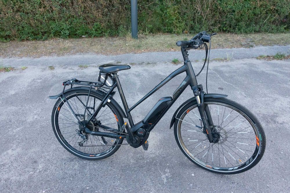 rower BULLS Cross Street E1 CX z napędem elektrycznym