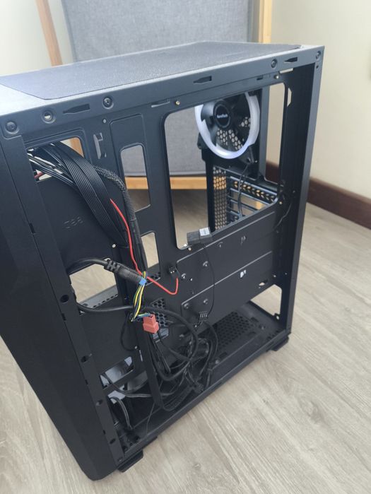 Vendo caixa PC gamer