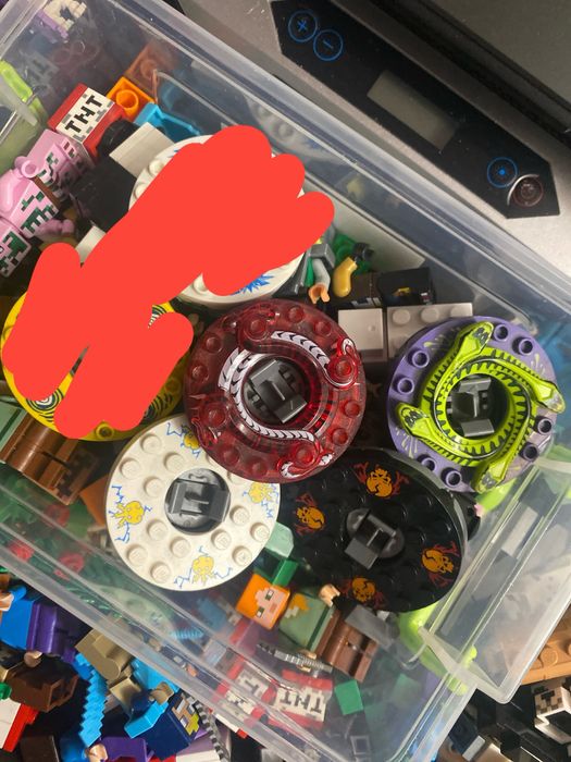 Продам лего, оригинал, также спинеры из ниндзяго тоже оригинал