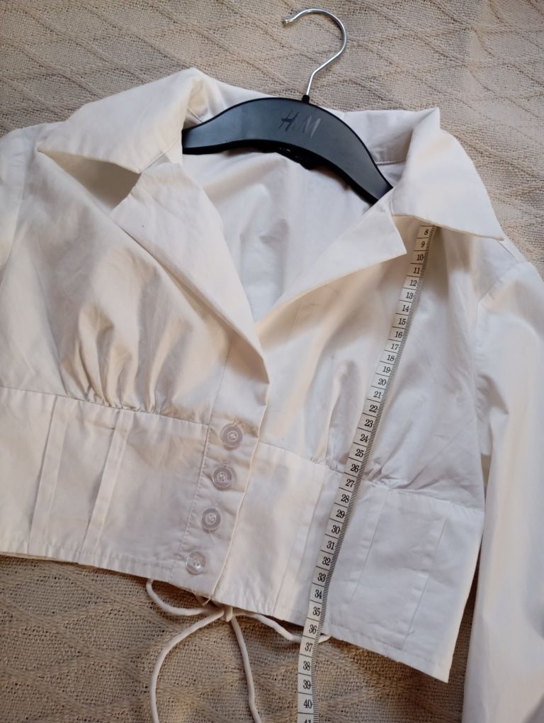 SHEIN XS-S gorsetowa bluzka biała z kołnierzykiem