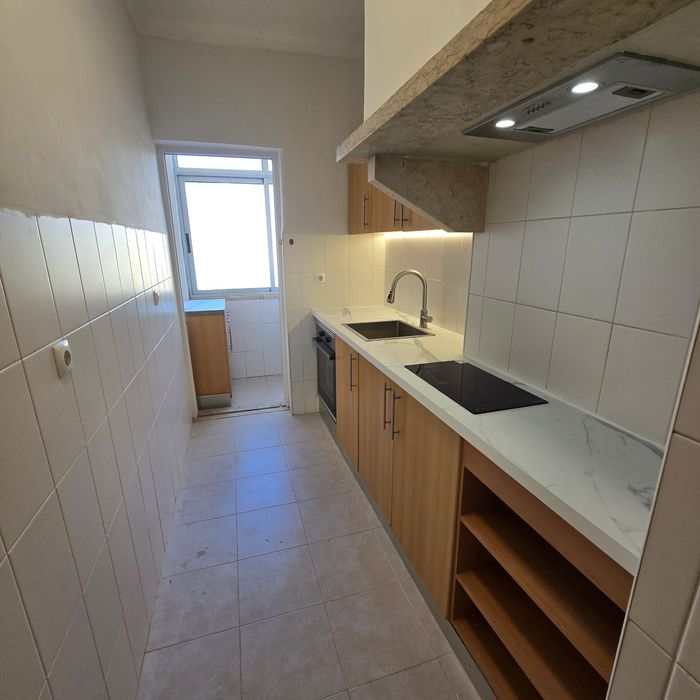 Obras • Remodelações • Reparações • Handyman