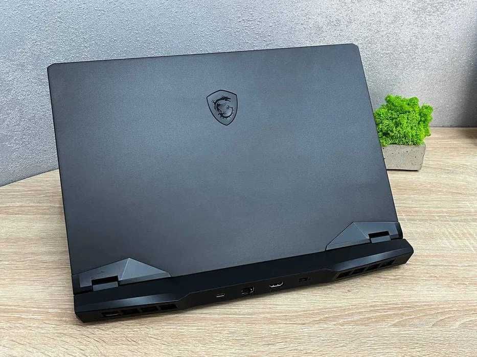 Ігровий ноутбук MSI LeopardGP66 FHDIPS/i7-10750H/RTX3070/16DDR4/SSD512