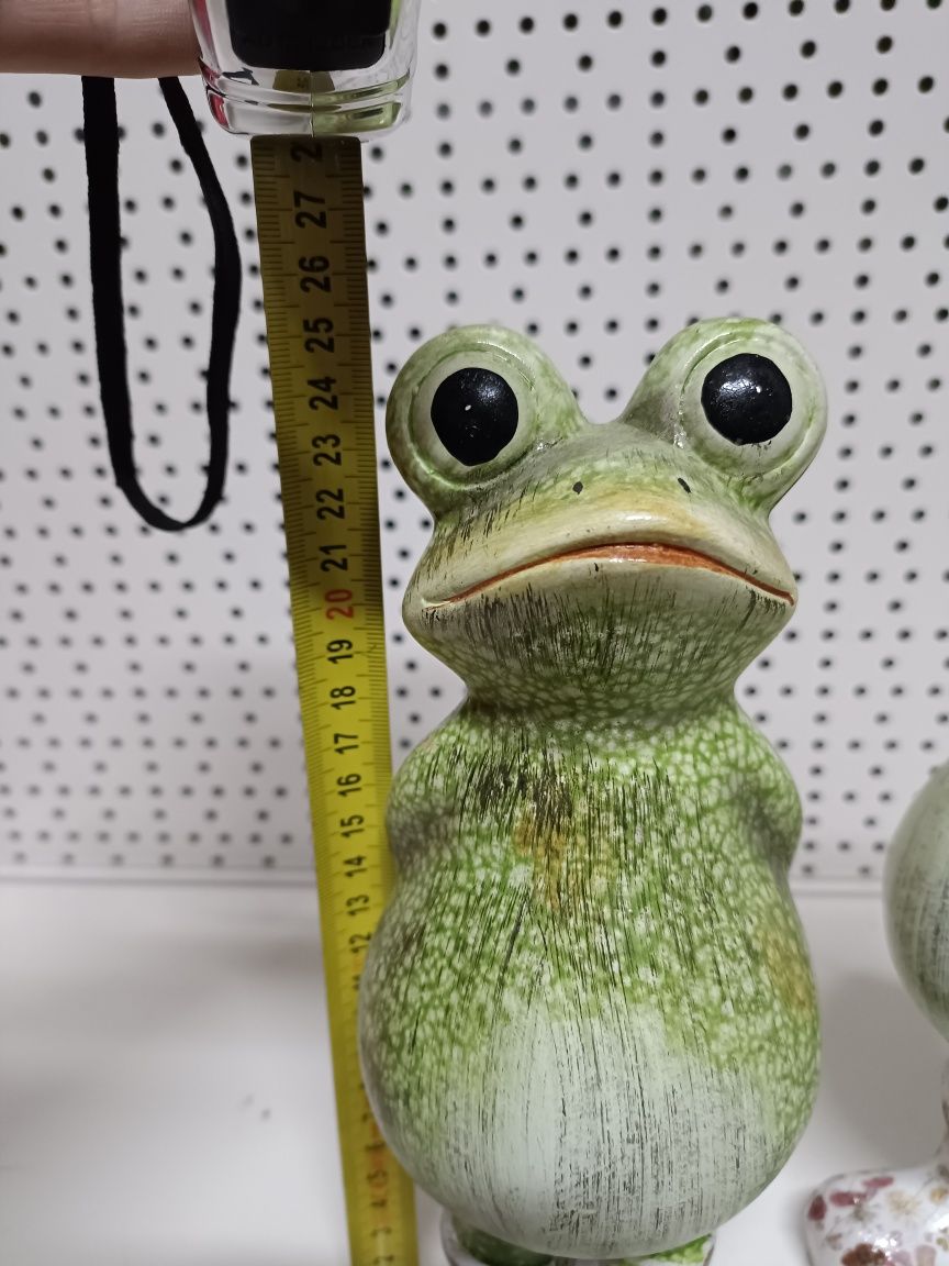 Figurka żaby zielona