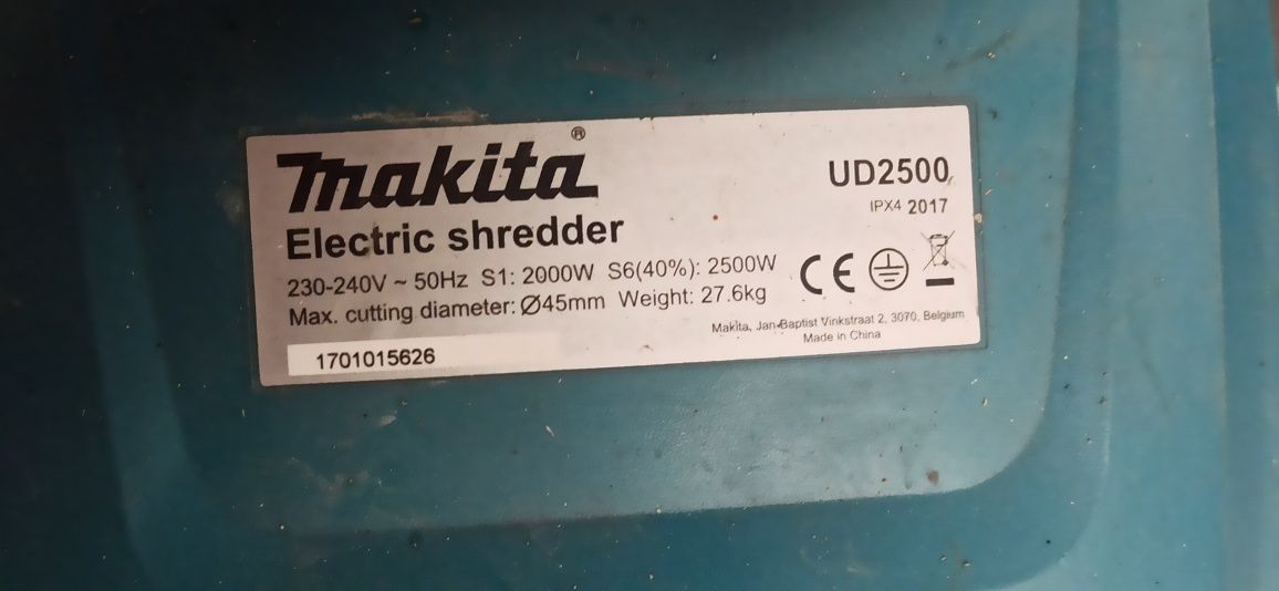 Makita UD2500 Rozdrabniacz elektryczny do gałęzi wynajem