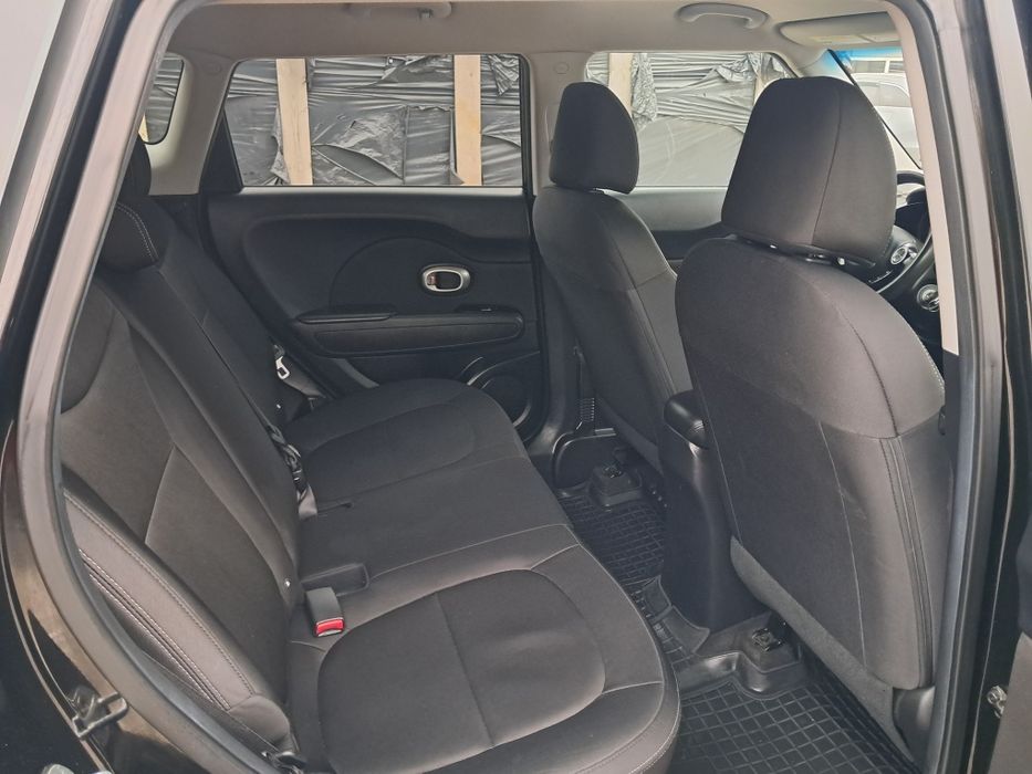 Продам KIA SOUI автомат