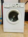 Maquina roupa Indesit 6kg