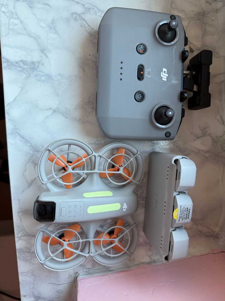 DJI Neo Fly More Combo
