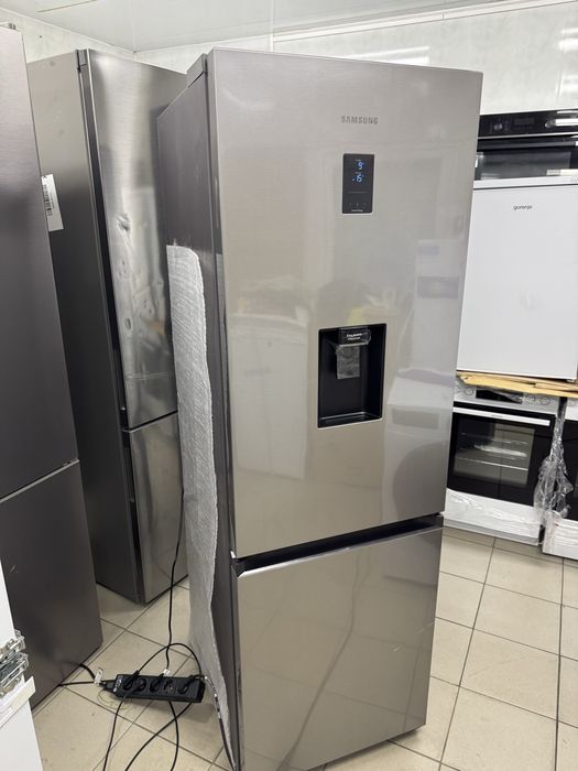 Холодильник Samsung nofrost wifi