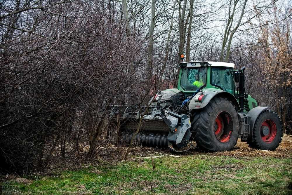 Wycinka Drzew Czyszczenie działek Mulczer Wgłębny Rekultywacja