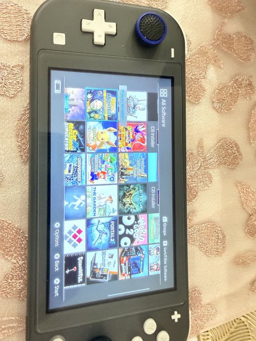 Nintendo switch lite w stanie bardzo dobrym