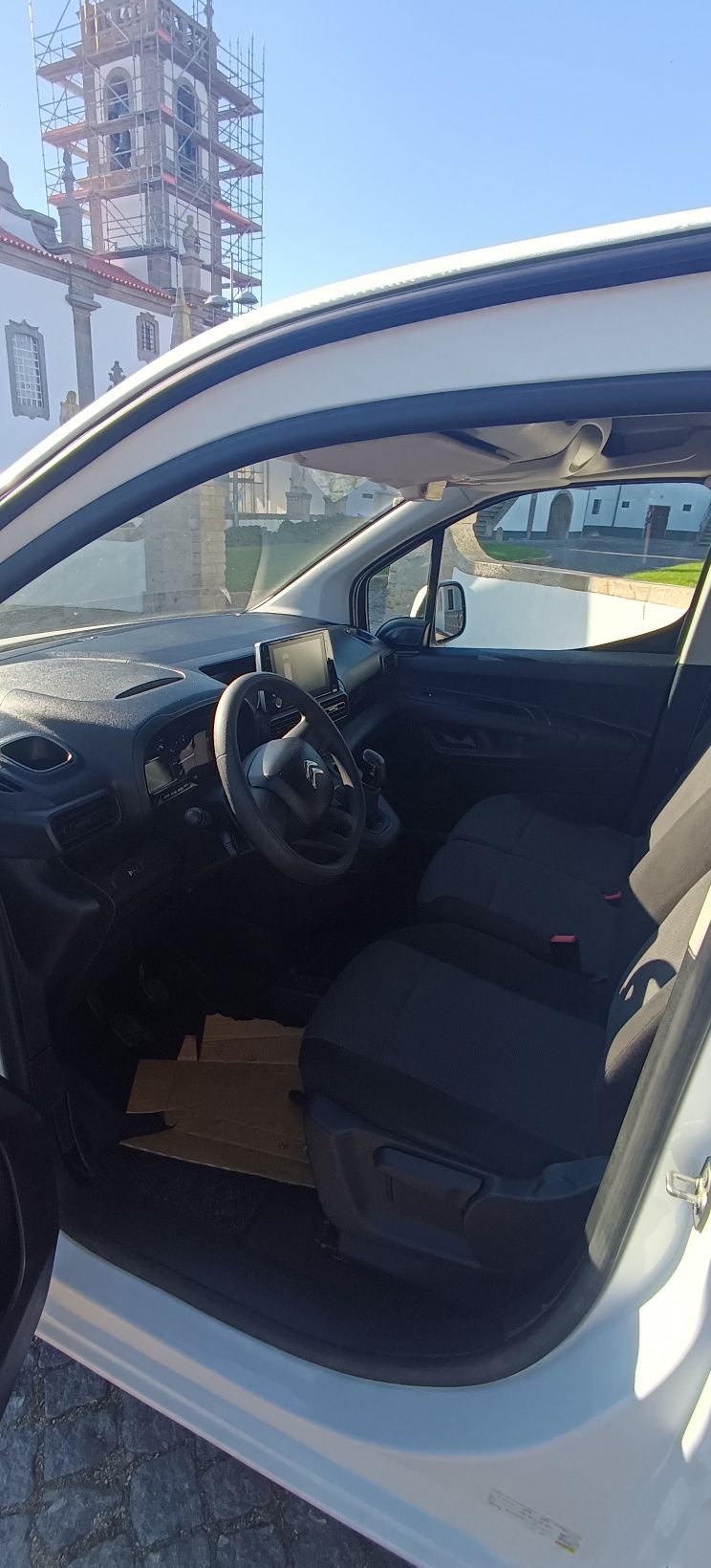 Citroen Berlingo de 2021 impecável