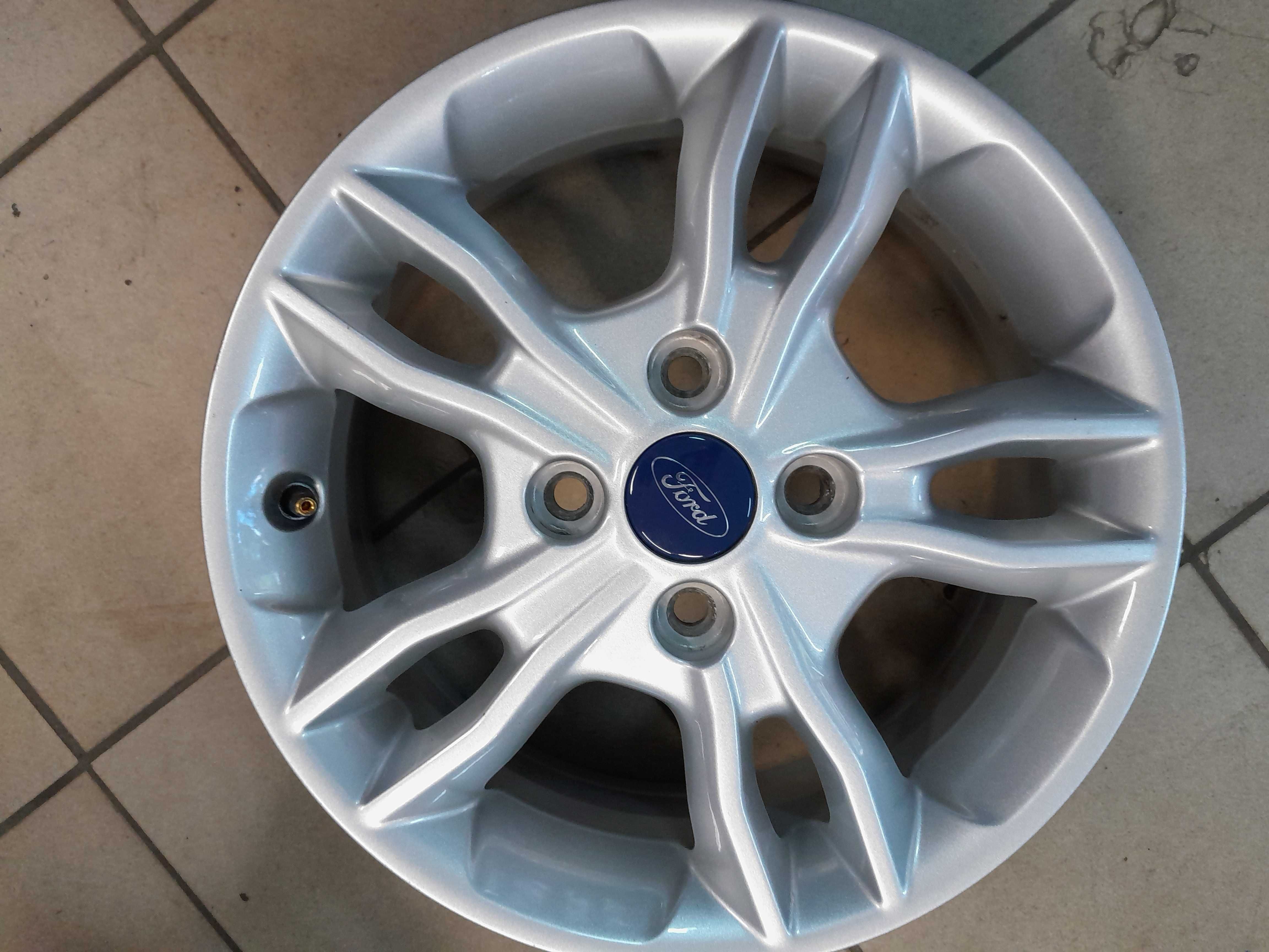 alufelgi 15 oryginał ford  fiesta mk6 mk7 idealne 4x108 6jx15 et47,5