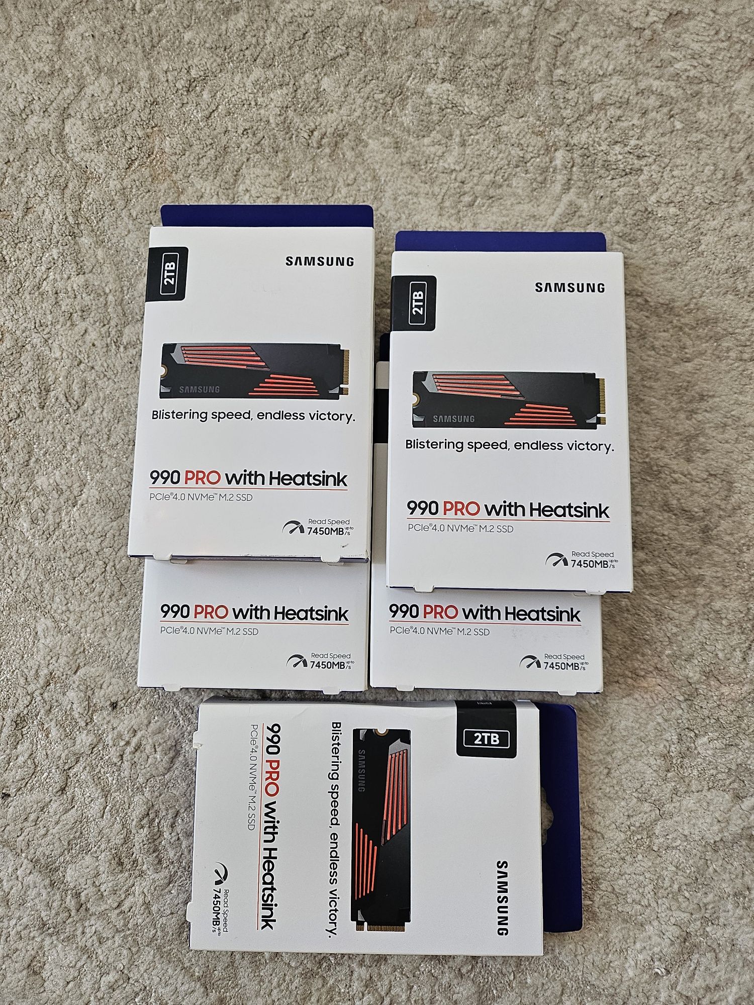 NEW. 2tb SSD samsung 990 PRO with Heatsink PCIe 4.0 M.2