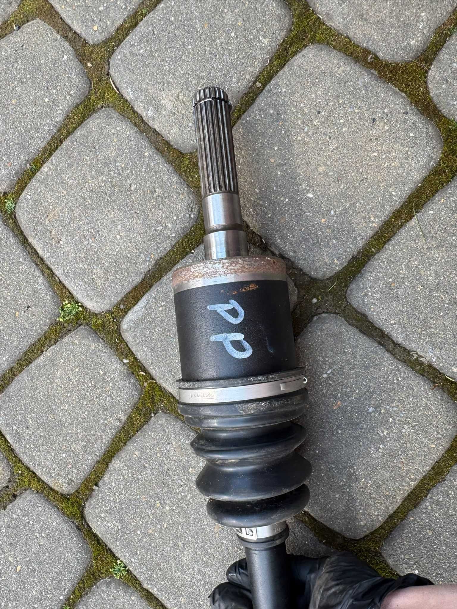 przod prawy polos os dyfra naped BRP can am can-am outlander renegade
