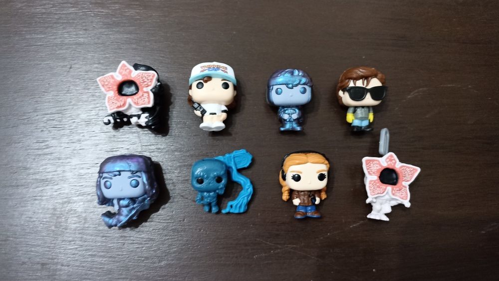 Kinder Joy stranger things