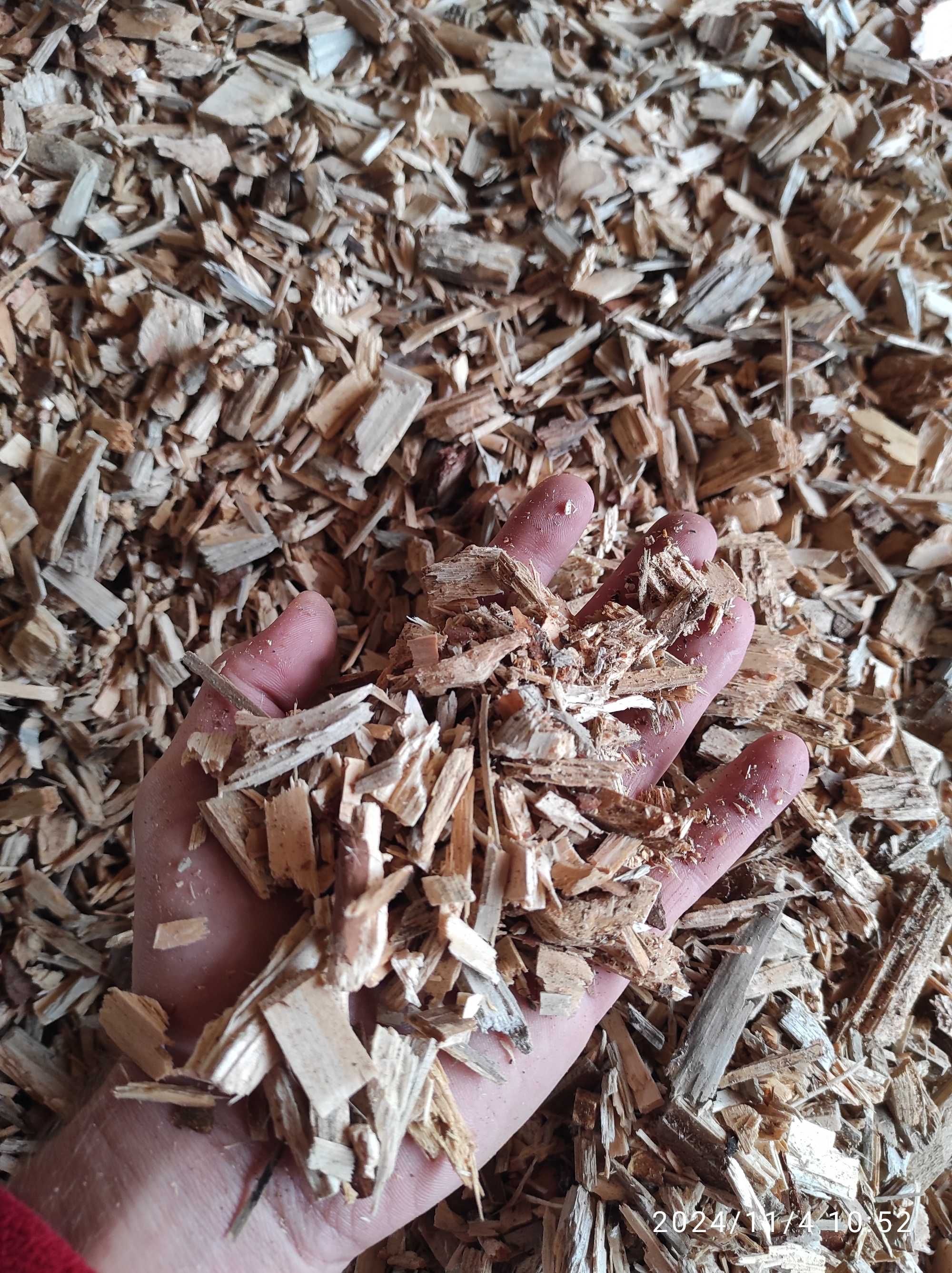 Zrębka do palenia w piecach na biomasę. Do ogrodu