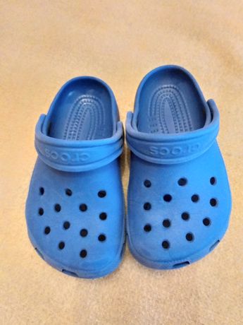 Crocs azuis 25 c8/9