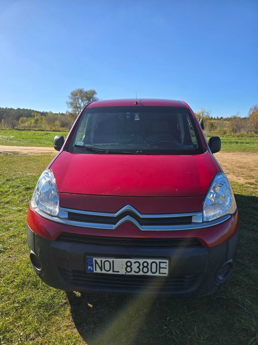 Citroen Berlingo 2 VAN 2013r HDI 3 miejsca kango toyota partner dobl