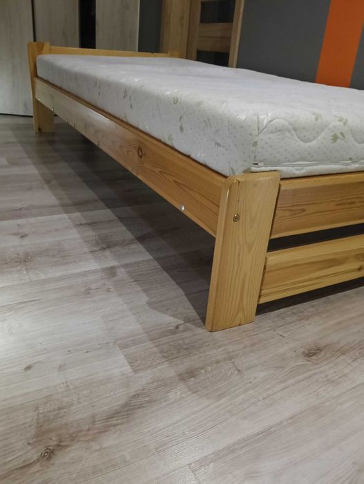 Łóżko 80*200 wraz z materacem