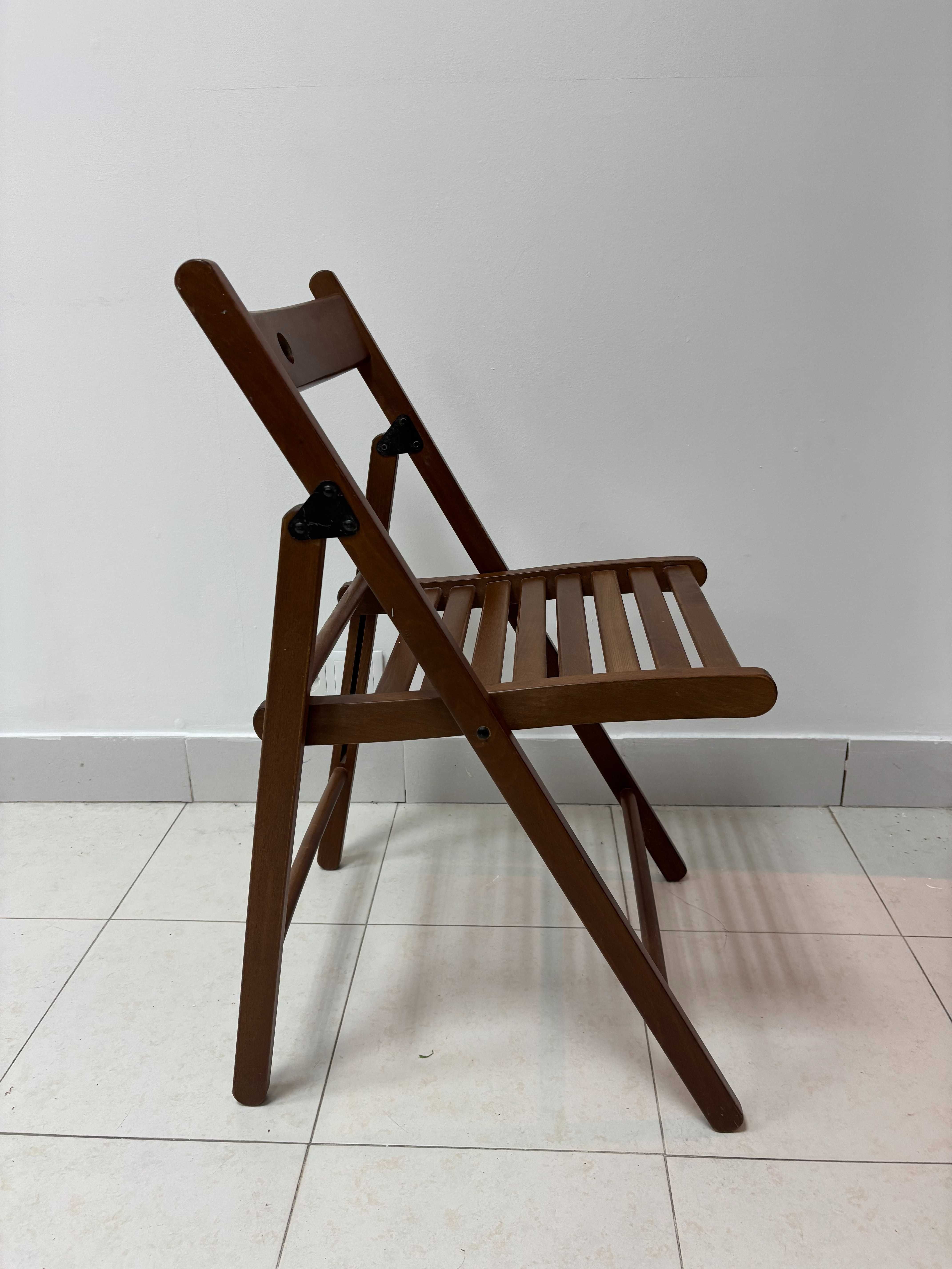 Cadeiras madeira IKEA com coxim (almofada)