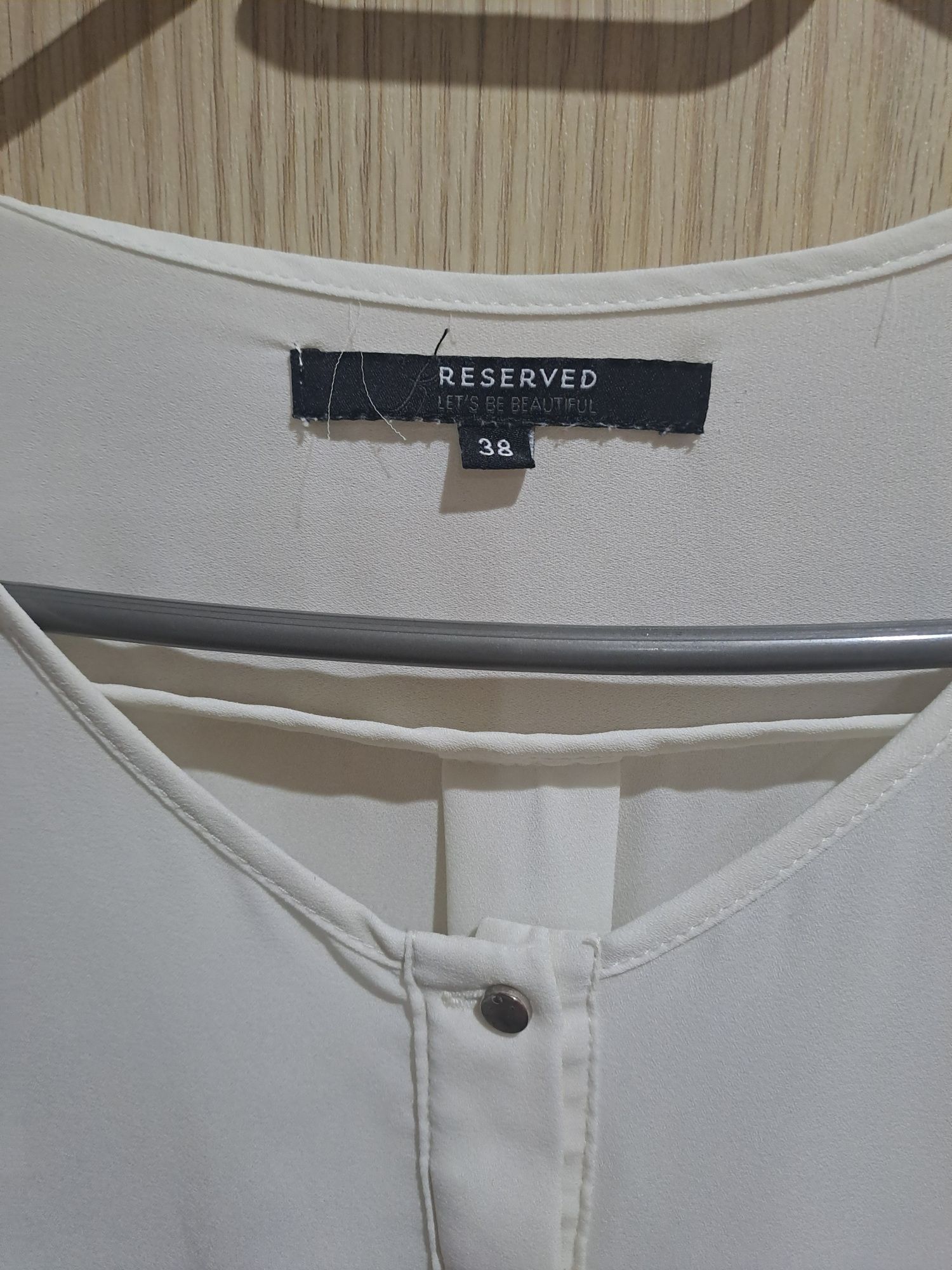 (1223) Koszula damska r.M Reserved
