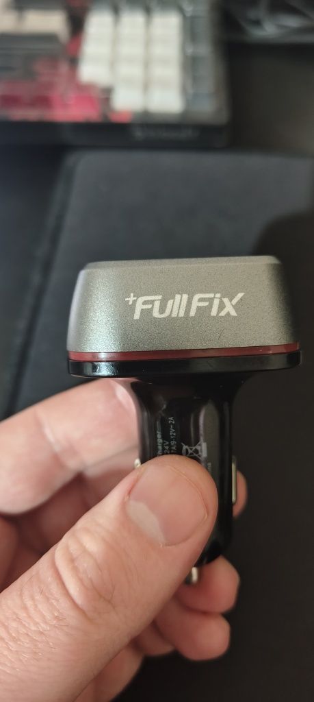 Автомоюільний зарядний пристрій FullFix 3А/2.4А (2 USB)