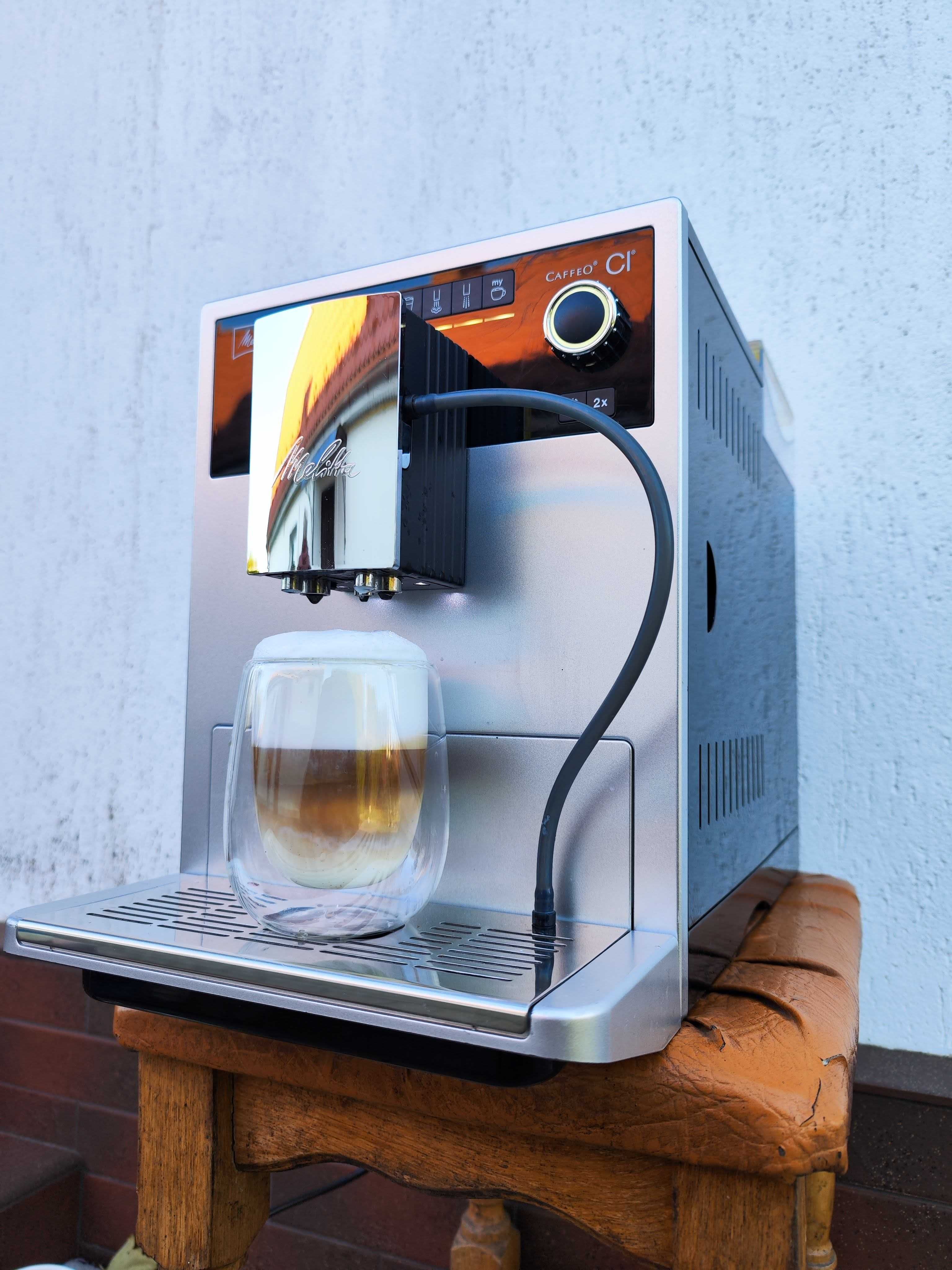 Кавомашина кофемашина Melitta Caffeo CI