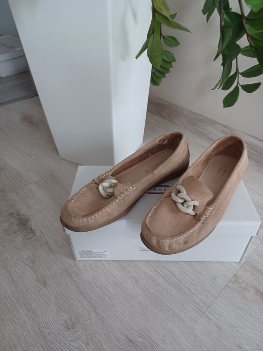 Mokasynki beżowe welurowe rozm 38  5 Tu Avenue