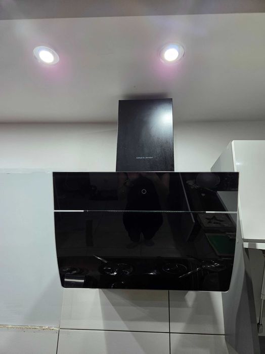 Okap GÖTZE & JENSEN VH461KT Czarny 405m3/h 68dB klasa