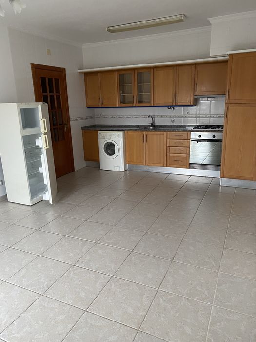 Arrenda-se T1 - electrodomesticos novos