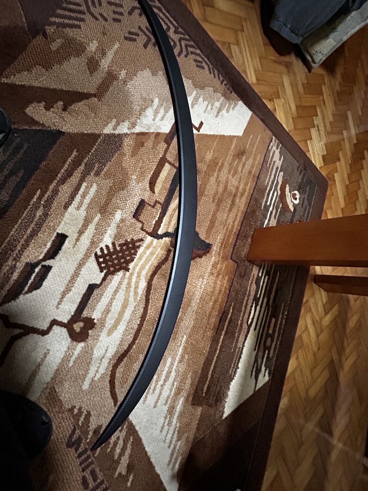 Spoiler- lotka  Tesla Y Mat Carbon