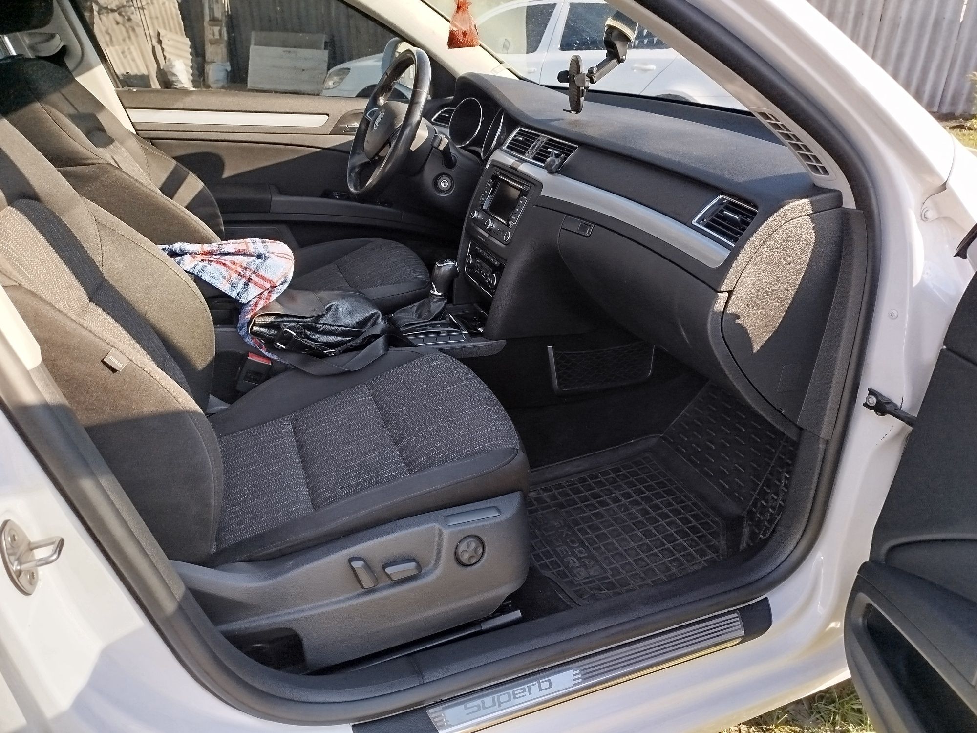 Skoda superb 2014 рік