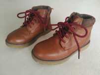 Botas pele Geox e Zara 25
