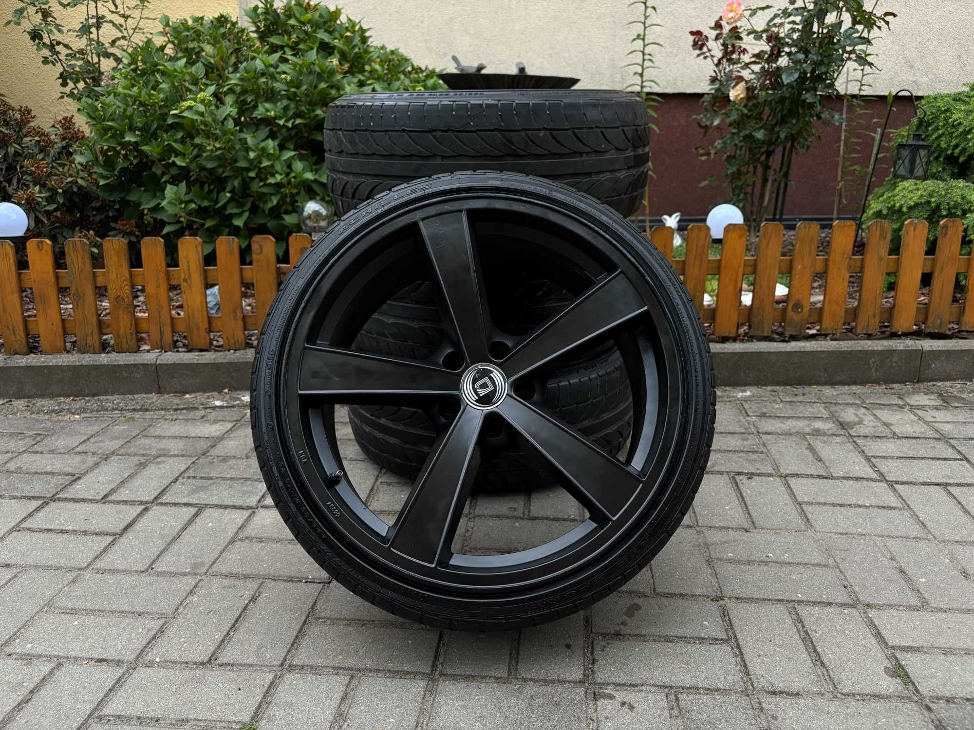 Alufelgi 19 cali 5x112 Golf Leon Octavia A3 A4 A5 Czarne łopaty Touran