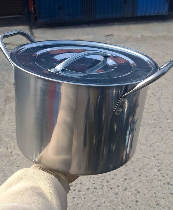 GARNEK stalowy z pokrywką duży pojemność 10 litrów średnica 25cm w21cm