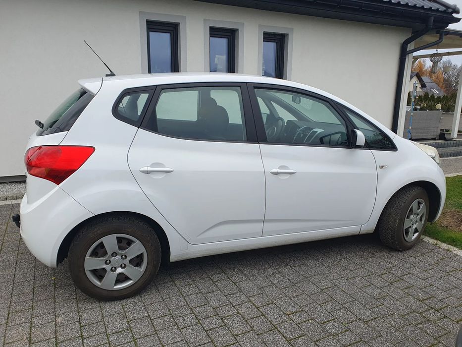 Kia Venga Benzyna 1.4 90KM Rok 2010 Zadbana