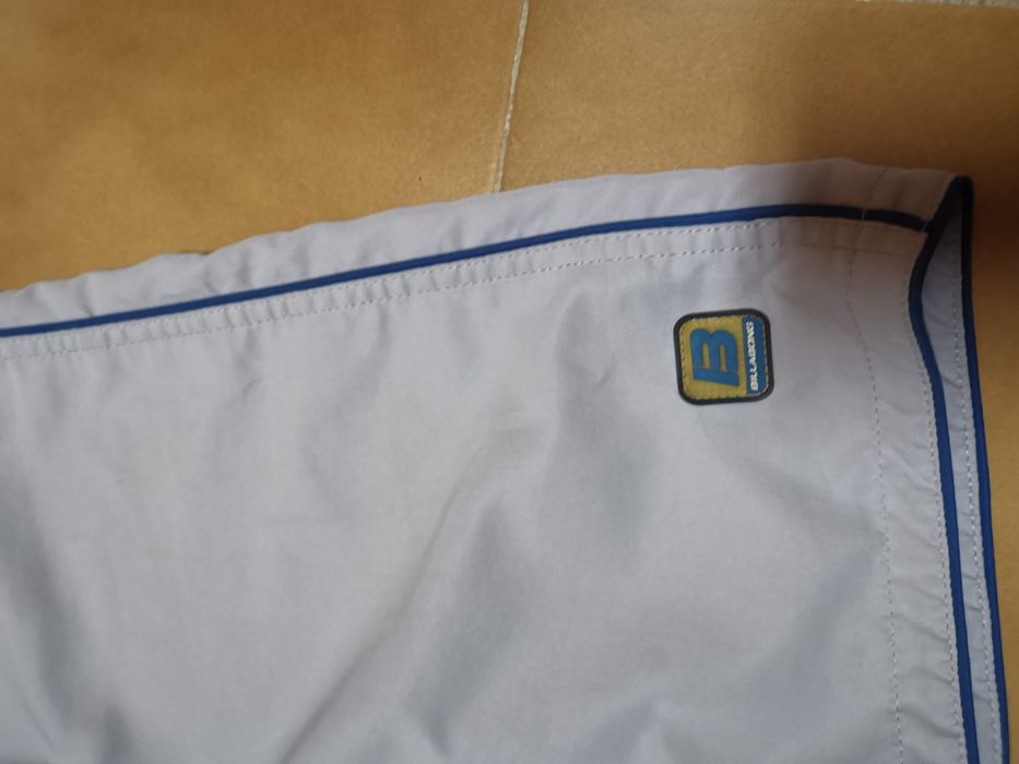 Calções Billabong cinzentos