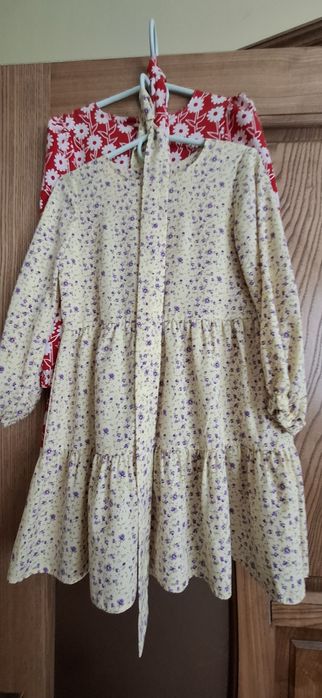 Сукеньки, плятячка для дівчинки.