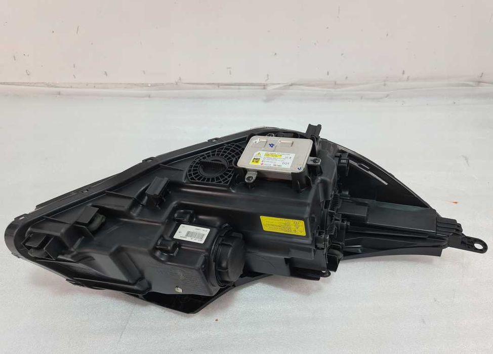 KIA SORENTO III - lampa lewa przód XENON 12 pin